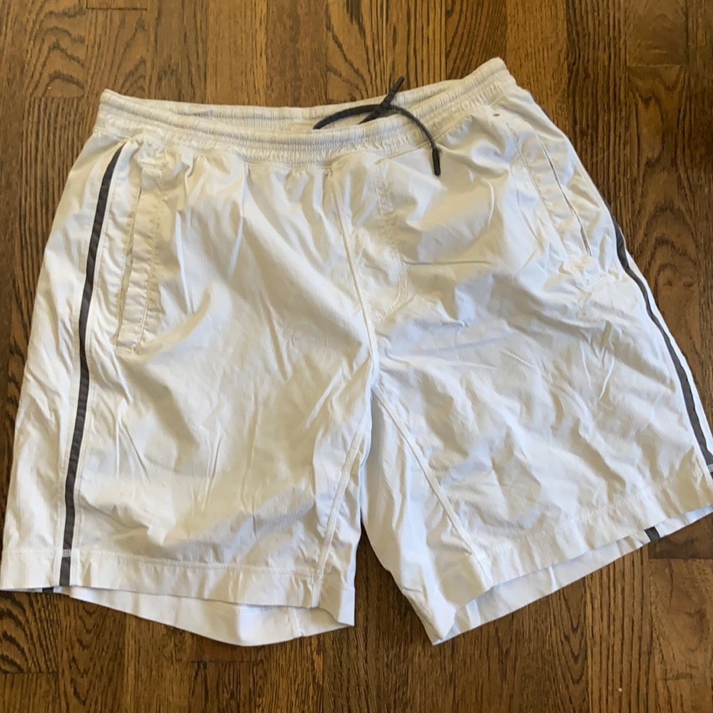 Size Large LuluLemon Men’s pants